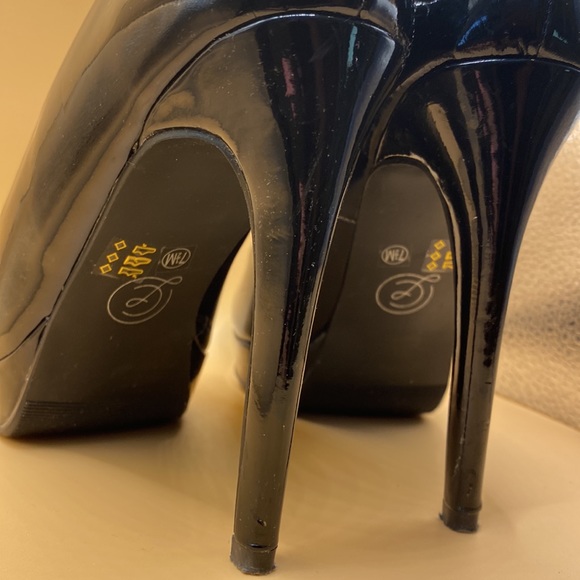 Chinese Laundry Los Angeles 7.5 Black Stilettos , Open toe , 4 Inch Heels - Picture 3 of 7